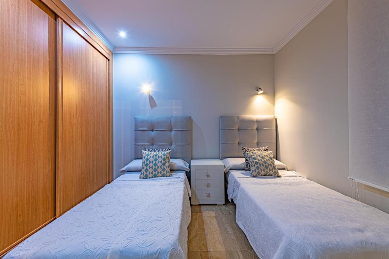 Marina Luxury Apartment Estepona Ngoại thất bức ảnh