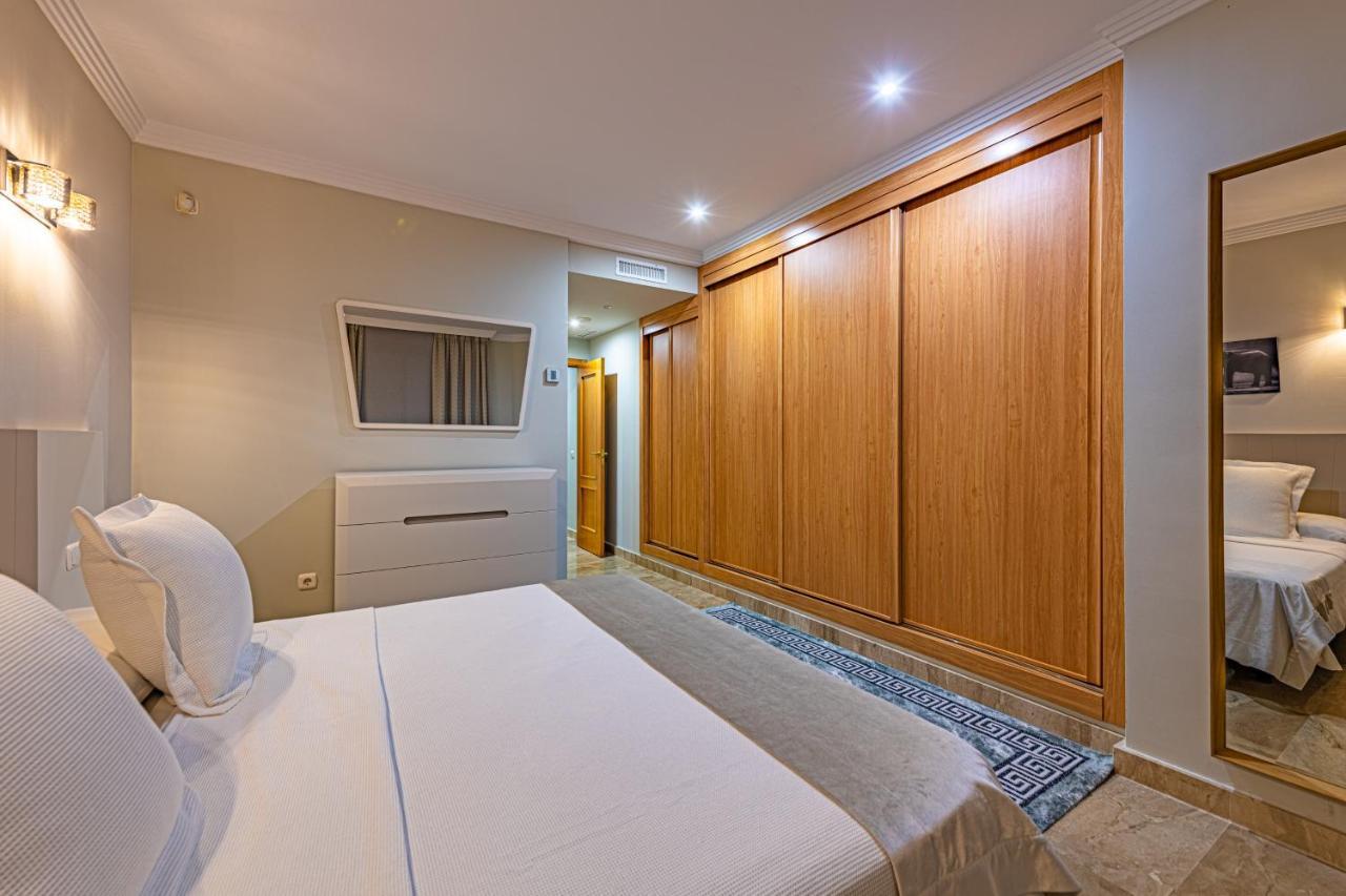 Marina Luxury Apartment Estepona Ngoại thất bức ảnh