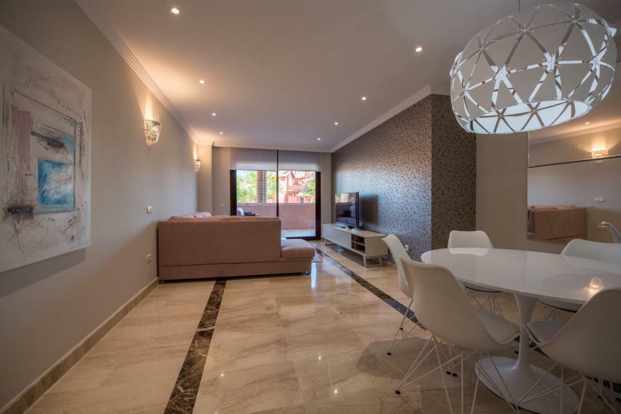 Marina Luxury Apartment Estepona Ngoại thất bức ảnh