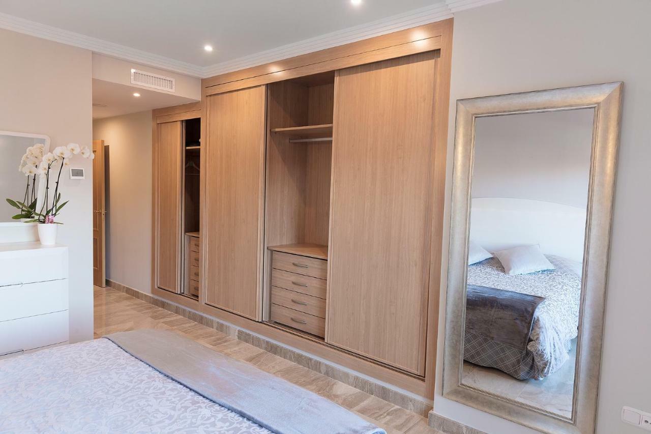 Marina Luxury Apartment Estepona Ngoại thất bức ảnh